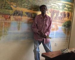 The master in front of his masterpiece